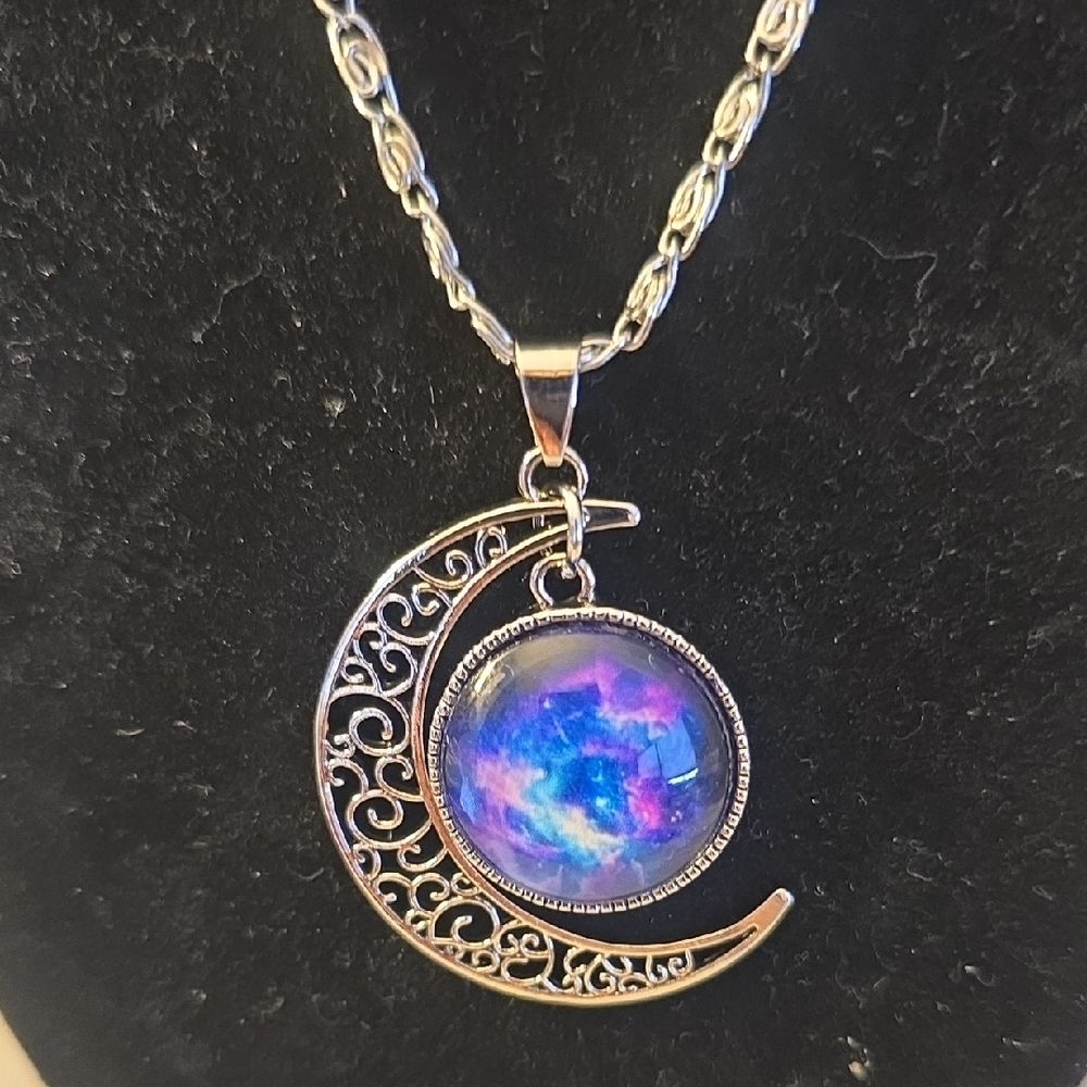 Silver Crescent Moon Pendant Necklace Adjustable Chain New